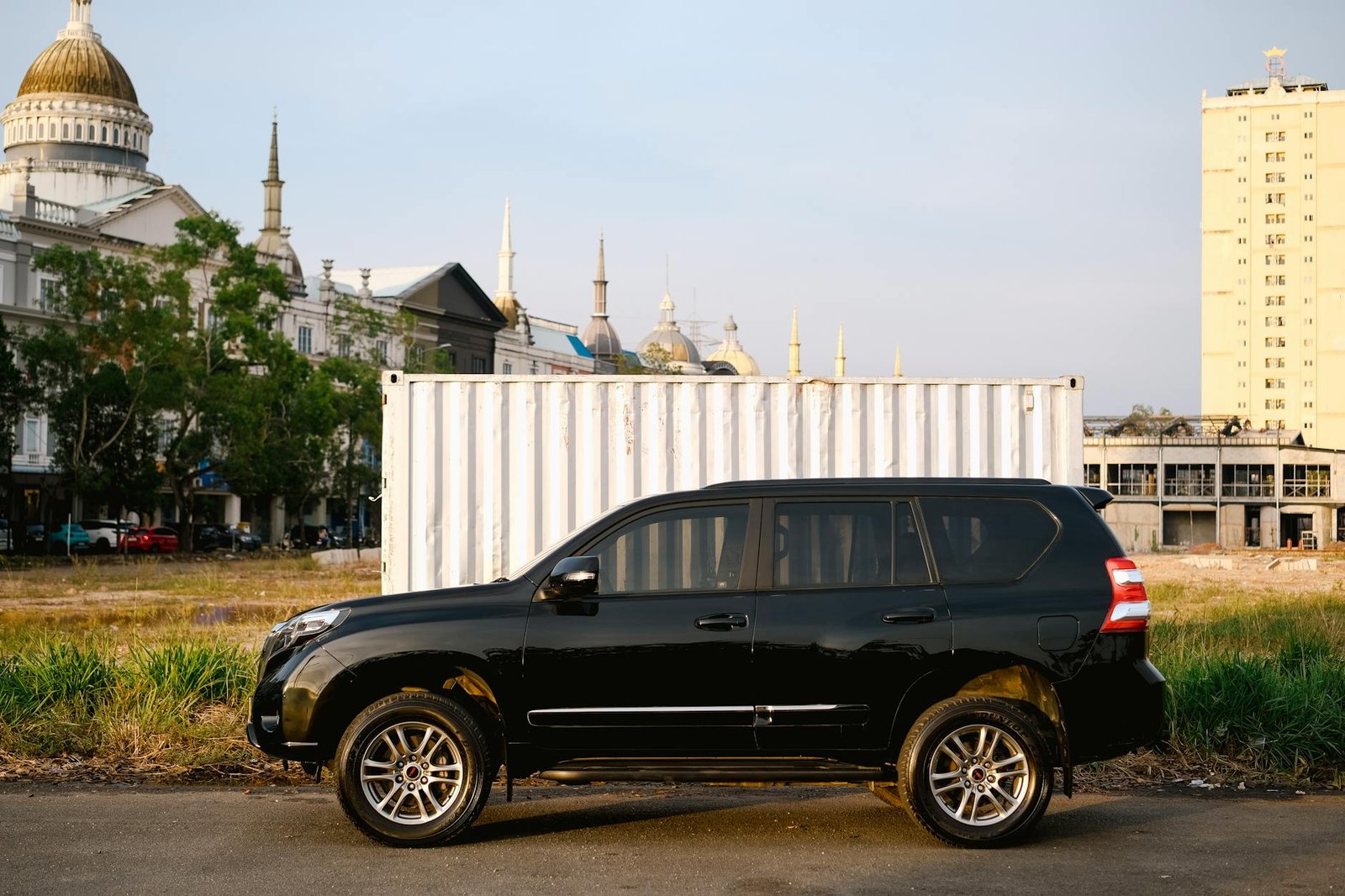 Rental mobil di Semarang Tembalang, pilihan kendaraan nyaman dan terpercaya untuk perjalanan Anda